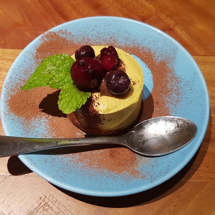photo of Củ và Rễ - A Vegan Restaurant Mango and Passion Fruit Cake shared by @transit-future on  02 Nov 2020 - review