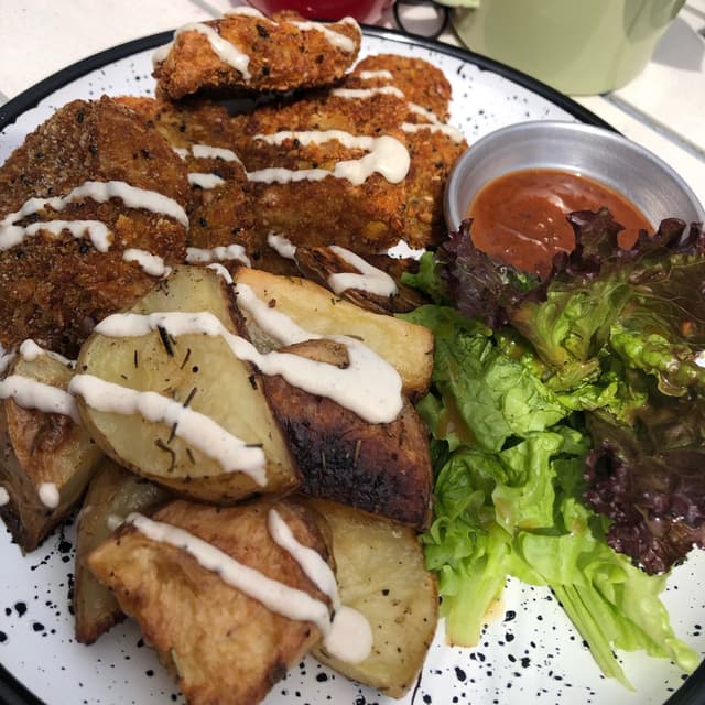 Photo of the dish “Nuggets De Tofu Con Papas”