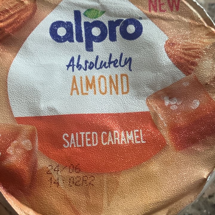 review photo of Alpro Absolutely almond salted caramel shared by @aripiu on 31 May 2022 - review
