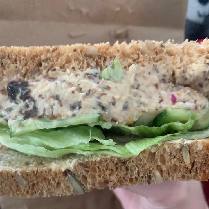photo of Bonobo Cafe Chickpea Tuna Sandwich shared by @cuttingoutthecoo on  01 Aug 2021 - review