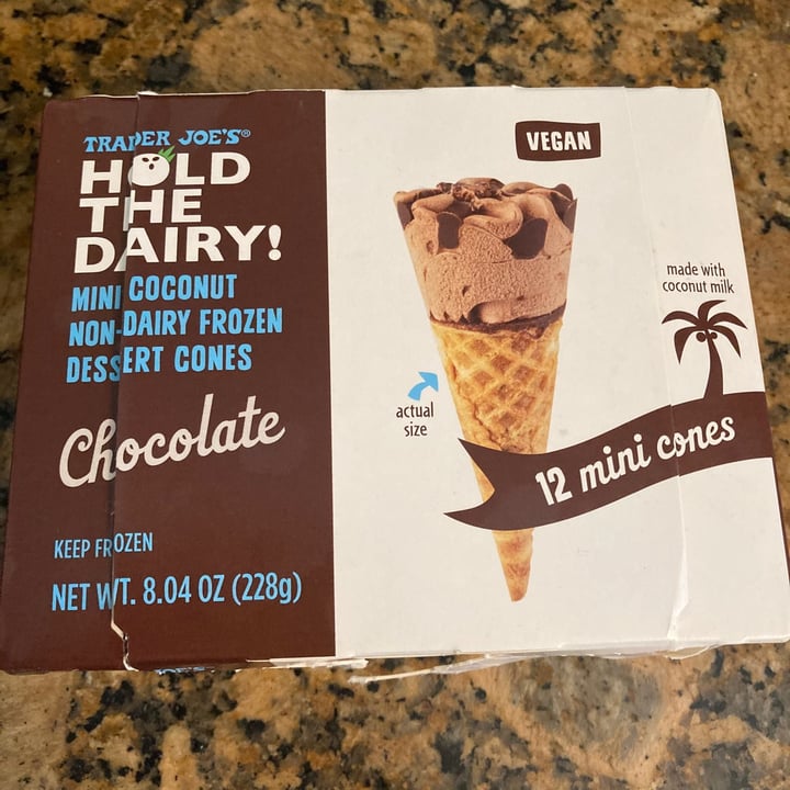 photo of Trader Joe's Hold the Dairy Mini Coconut Non-Dairy Frozen Dessert Cones shared by @nibblenyaka on  23 Jul 2021 - review
