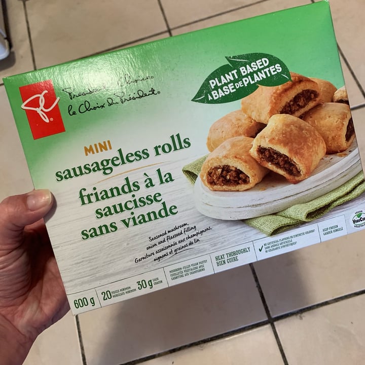 photo of President's Choice mini sausageless rolls shared by @nowmakeitvegan on  21 May 2022 - review