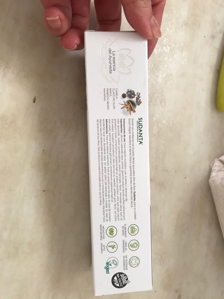 review photo of SriSri Tattva Pasta Dental Ayurvédica Sudanta en Gel shared by @littleinfinity on 03 Aug 2020 - review