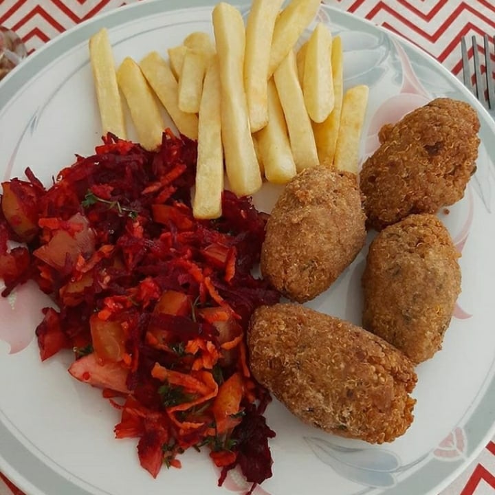 photo of Ocaña comida vegetariana Croqueta De Quinoa shared by @fernanda27 on  12 Oct 2020 - review