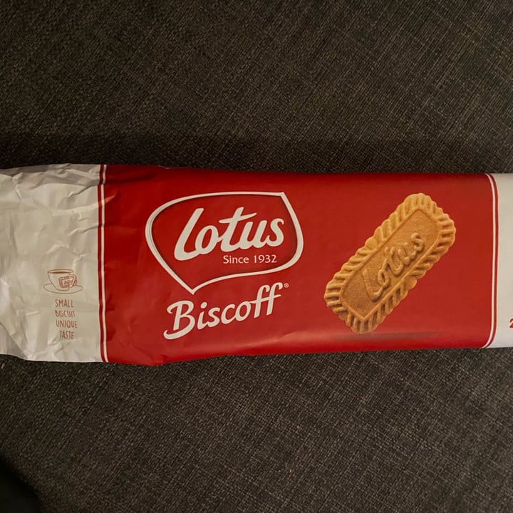 photo of Lotus Biscoff lotus biscoff cookies shared by @brendagalantini on  14 Sep 2022 - review