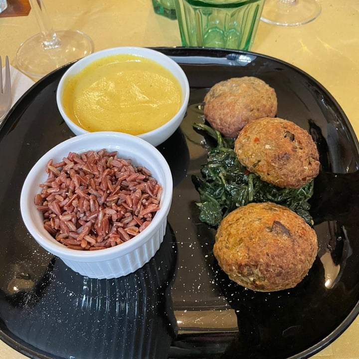 photo of Vitaminas24 Polpette melanzane e ceci shared by @martina27 on  18 Oct 2021 - review