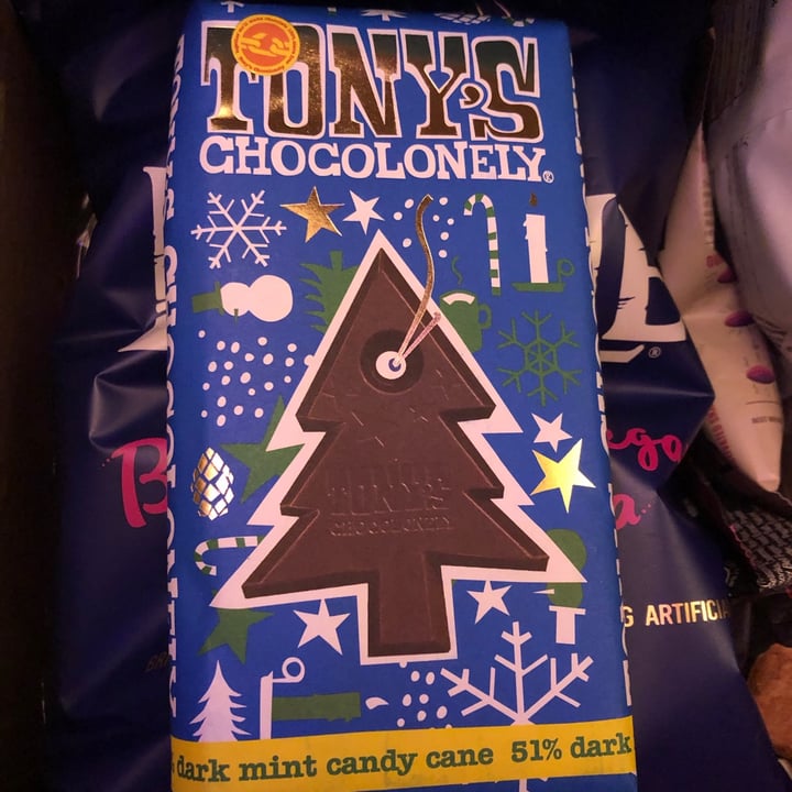 photo of Tony’s Chocolonely Mint Candy Cane shared by @cloudnineberry on  10 Dec 2020 - review