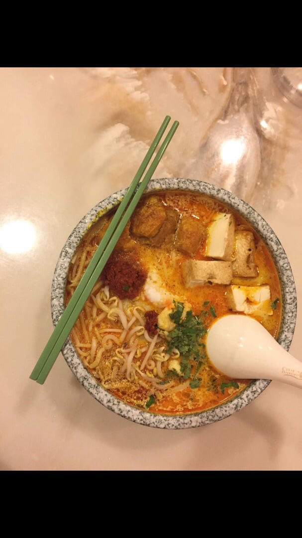 review photo of Ye Su Lin Vegetarian Cuisine Sdn. Bhd. Nyonya Laksa shared by @vvvnomnom on 12 Oct 2019 - review