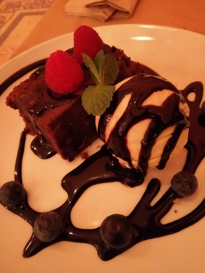 review photo of Hakuna Matata Veggie Brownie shared by @thevintagebunny on 20 Feb 2020 - review