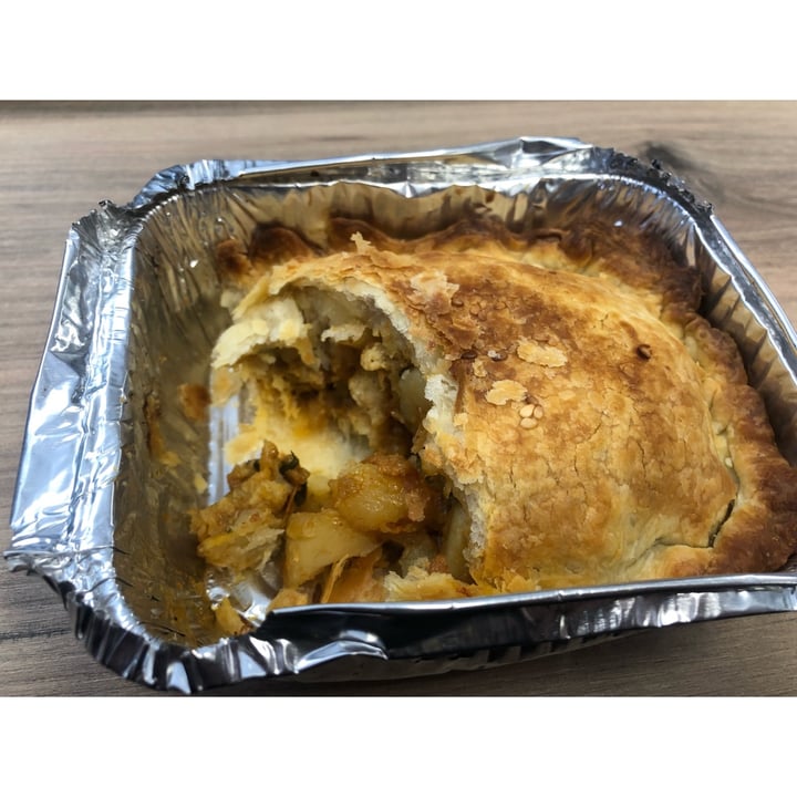 photo of The Vegan Chef Midrand Chickn Curry Pie shared by @plainladyjane on  28 Feb 2022 - review