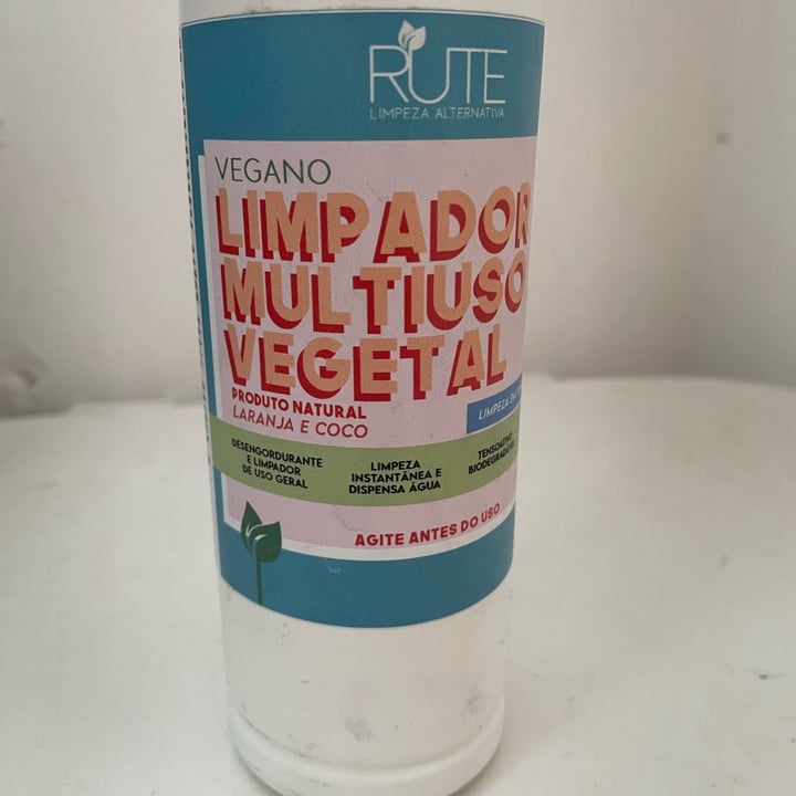 photo of Roots Alternativa Limpador multiuso shared by @carolinalumy on  11 May 2022 - review