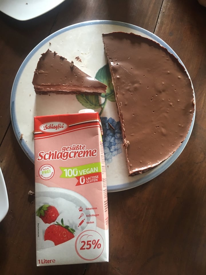 photo of Schlagfix Gesüßte Schlagcreme 1 Litre shared by @bibounefamily on  07 Mar 2020 - review