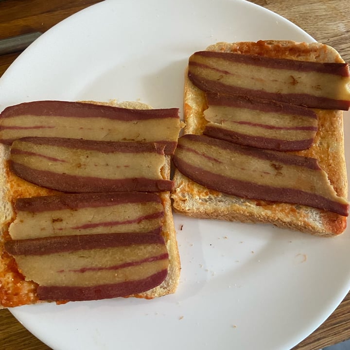 photo of Plant Menu 10 No Pork Streaky Bacon Rashers shared by @hannah2003 on  24 May 2022 - review