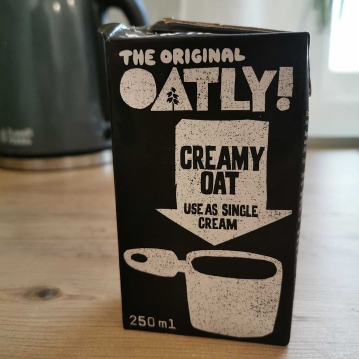 photo of Oatly Creamy Oat shared by @mattmearns on  04 Apr 2020 - review