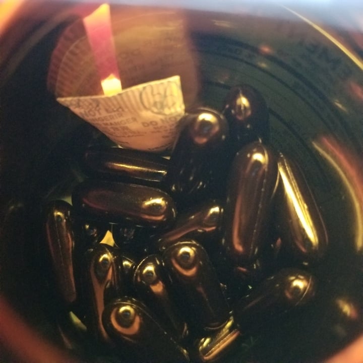 photo of Sunwarrior Omega-3 DHA + EPA shared by @tracyrocks on  23 Oct 2020 - review
