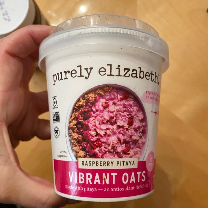 photo of Purely Elizabeth Raspberry Pitaya Vibrant Oats shared by @veganfoodcrazy on  27 Sep 2020 - review