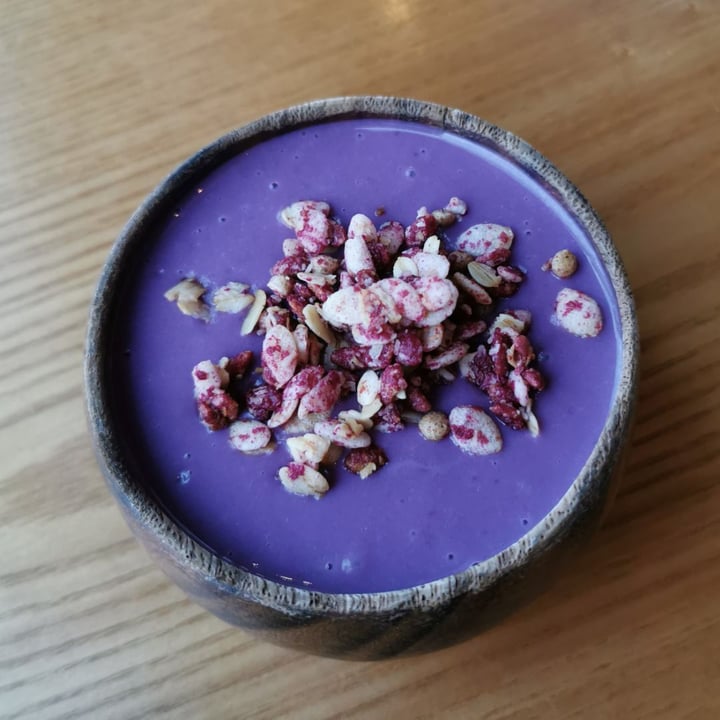 photo of nomVnom Bistro Purple Smoothie shared by @ycarolyn on  14 Mar 2020 - review