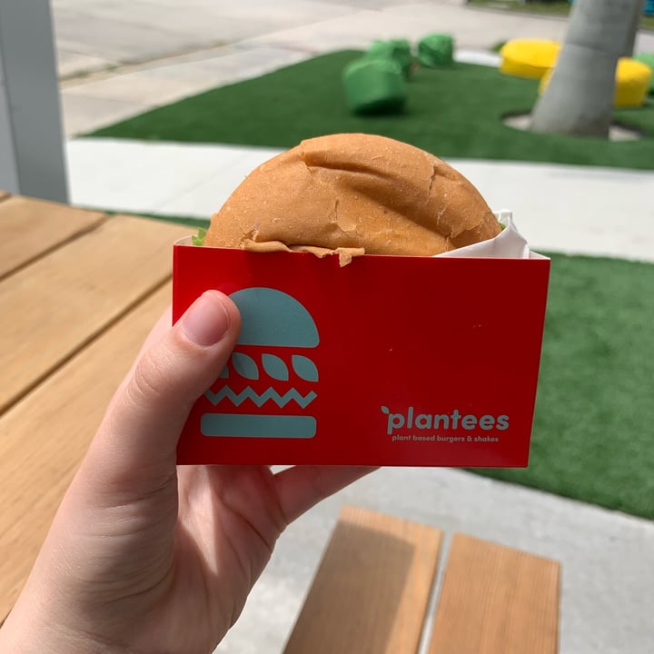 photo of Plantees Single Burger shared by @zanderzuku on  22 May 2022 - review