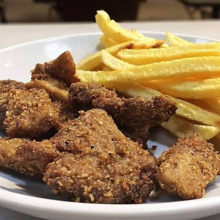 photo of Loving Hut Nuggets Salvador shared by @cynzacu on  14 May 2022 - review