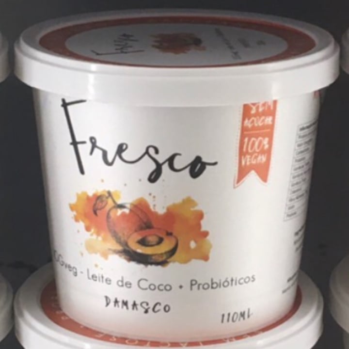 photo of Fresco IOGveg - creme de coco fermentado sabor damasco shared by @julianapraca on  26 Apr 2022 - review