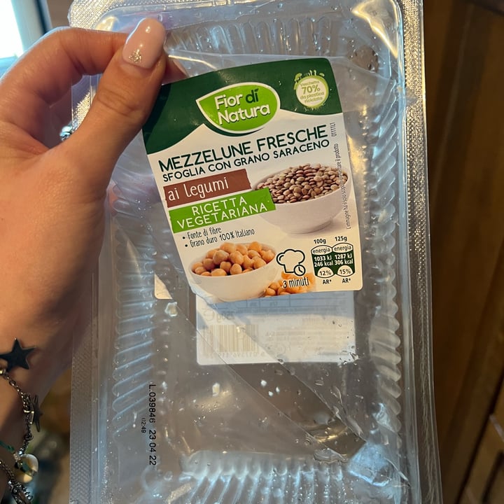 review photo of Fior di Natura Mezzelune Fresche Ai Legumi shared by @myteddy on 15 Apr 2022 - review