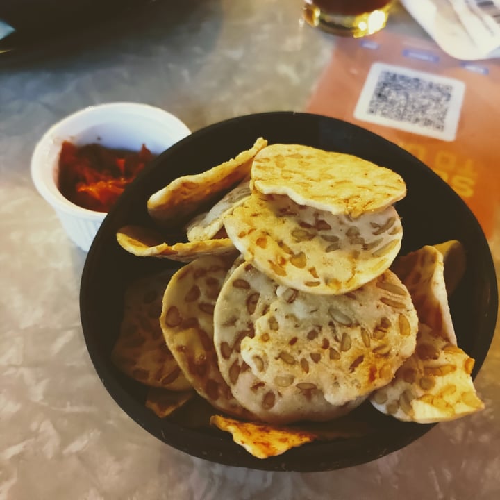 photo of Hijau Kuala Lumpur Tempeh Chips shared by @stevenneoh on  16 Sep 2022 - review