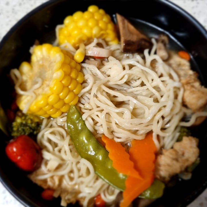 photo of Nature Cafe Burdock herbal noodle soup shared by @plantbasedlifestyle on  04 Apr 2021 - review