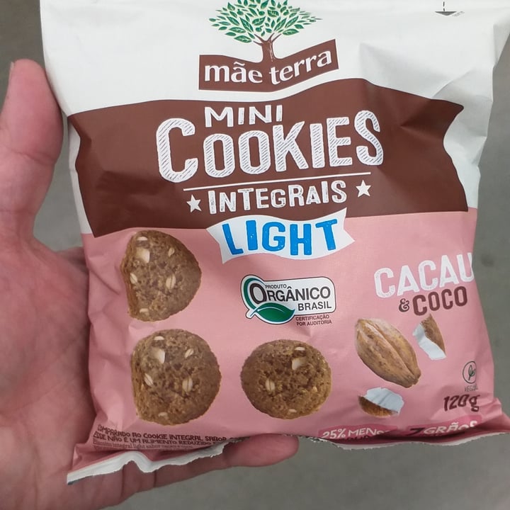 photo of Mãe Terra Mini Cookies de cacau e coco shared by @pauladalmeida on  09 May 2022 - review