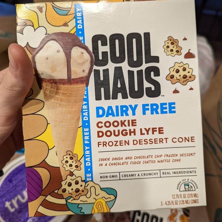 photo of COOL HAUS Cookie Dough Frozen Dessert Sandwich shared by @kornclown7 on  13 Apr 2022 - review