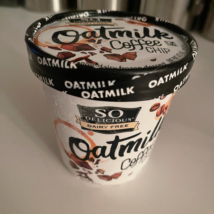 photo of So Delicious Dairy Free Oatmilk Coffee Chip Non Dairy Frozen Dessert shared by @courtlynn on  02 Oct 2021 - review