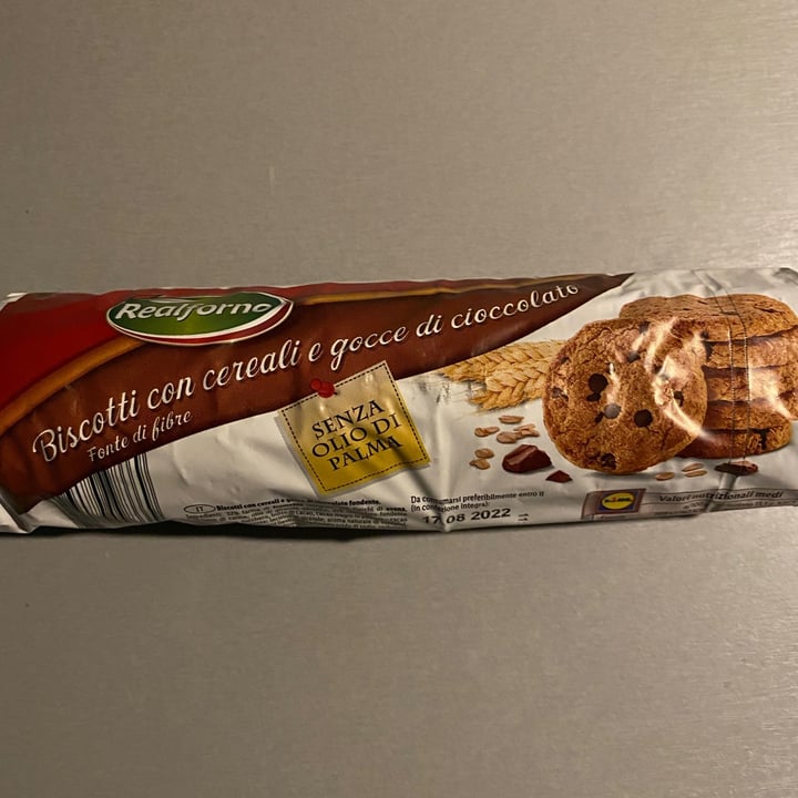 photo of Realforno Biscotti Cereali E Gocce Di Cioccolato shared by @alicelovestheanimals on  01 Oct 2021 - review