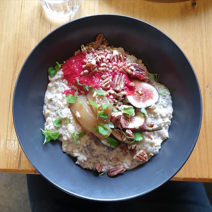 photo of Drive Café Chia and oat porridge shared by @2billion on  19 Mar 2021 - review