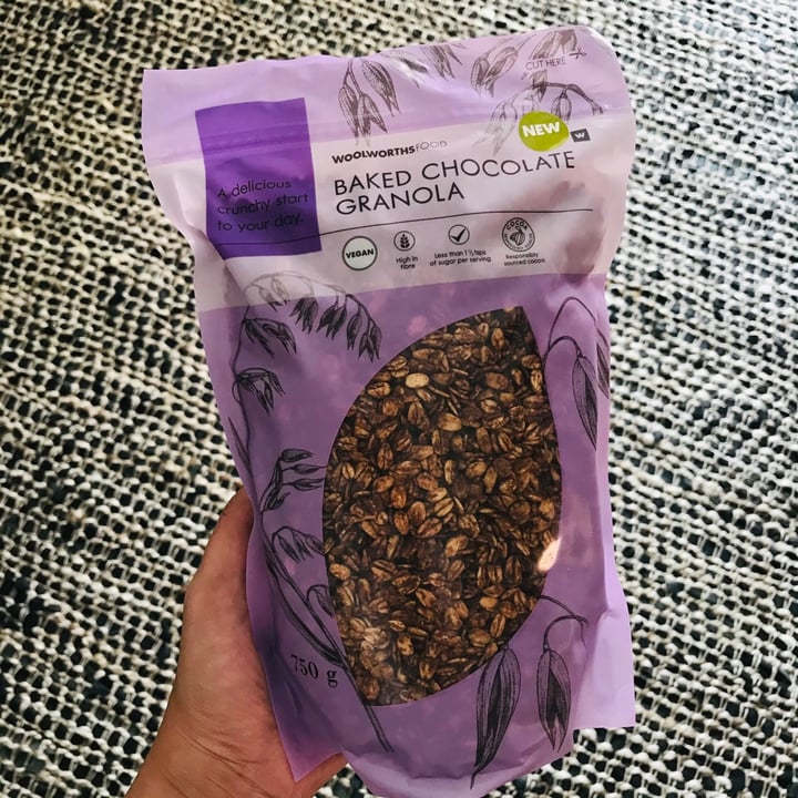 photo of Woolworths Food Baked Chocolate granola shared by @annika-m on  25 Oct 2020 - review