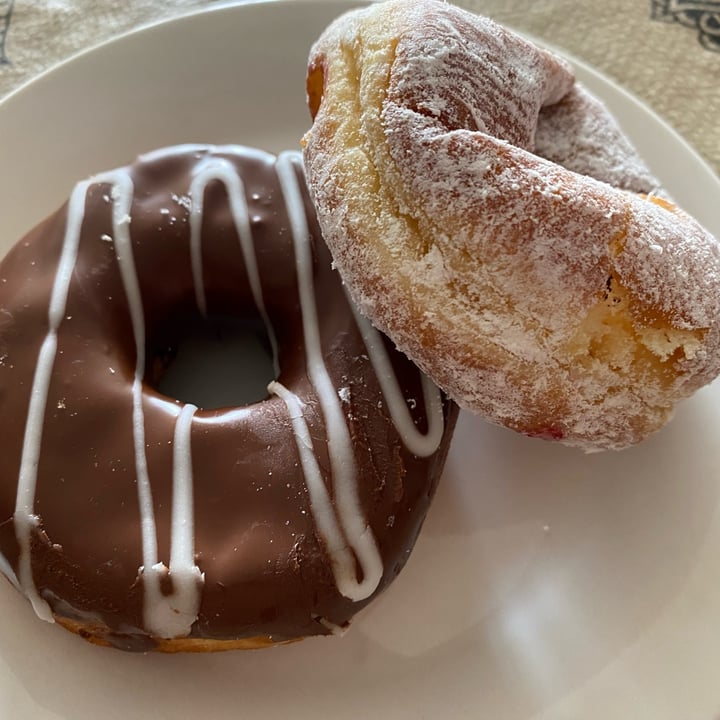 photo of Dunkin’ Donuts Donuts shared by @martusalgado on  19 Jan 2022 - review