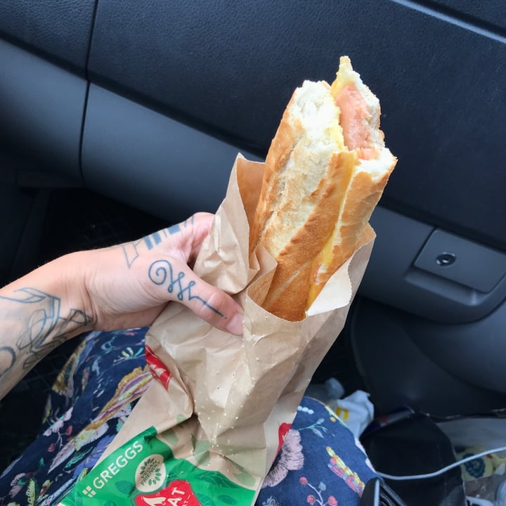 photo of Greggs Vegan Ham and Cheeze Baguette shared by @annbience on  16 Oct 2021 - review