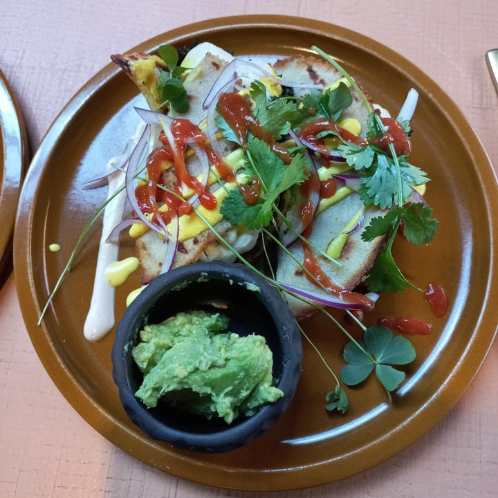 photo of Oleada Plant Based Quesadilla Green shared by @mirimaza on  03 Aug 2021 - review