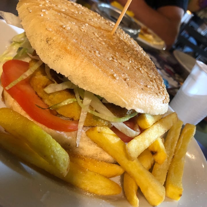 photo of Fusorario hamburger vegano shared by @grace1 on  26 Sep 2022 - review