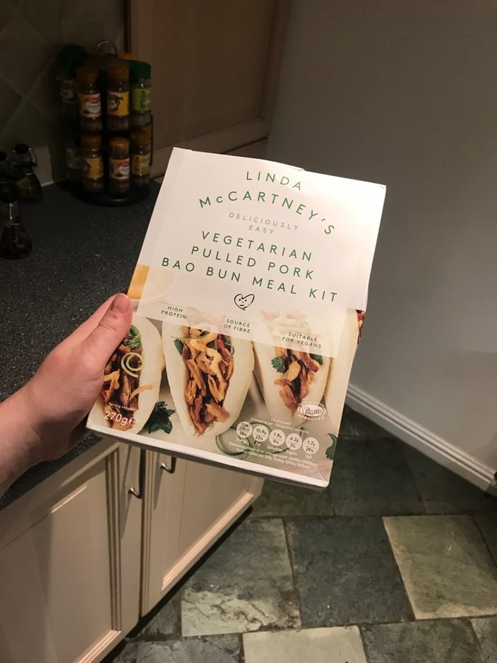 photo of Linda McCartney's Vegetarian Pulled Pork Bao Bun Meal Kit shared by @slothsxskia on  23 Feb 2020 - review