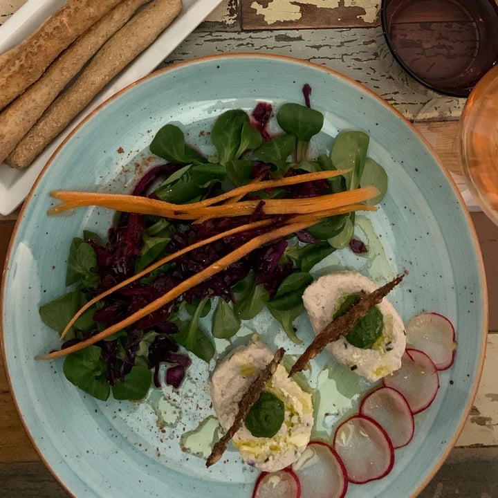 review photo of L'Orto già Salsamentario - Vegan & raw food Antipasto shared by @saragusa on 01 Aug 2022 - review