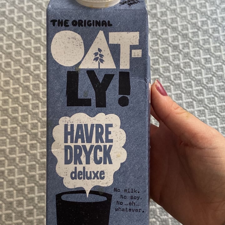 photo of Oatly Avena - Leite de Aveia shared by @claracozz on  23 Oct 2022 - review