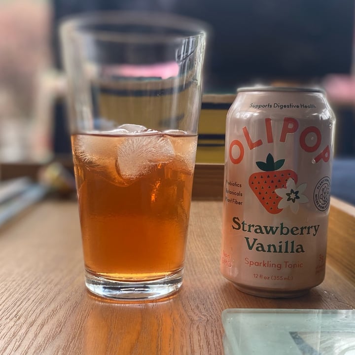 photo of OLIPOP Strawberry Vanilla Sparkling Tonic shared by @knorthway on  06 May 2022 - review