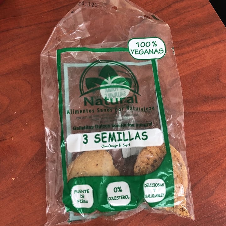 photo of Natural Galletitas dulces con harina integral shared by @veganita2 on  10 Oct 2021 - review