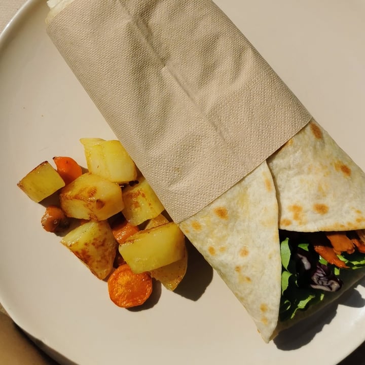 photo of Tauer Bakery Wrap shared by @valerijcasanov on  30 Apr 2022 - review