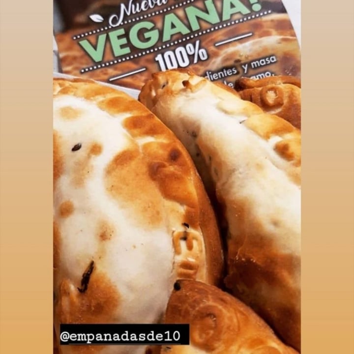 photo of Empanadas de 10 - San Justo Empanadas Caprese shared by @micaelacolodro on  25 Jun 2020 - review