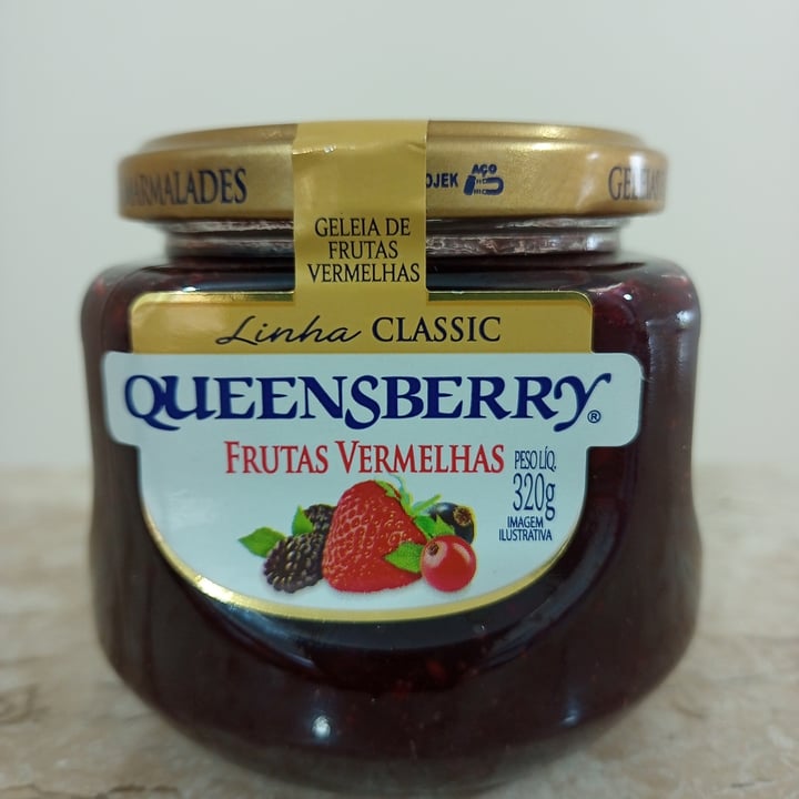 photo of Queensberry Geleia de frutas vermelhas shared by @marymagda on  25 Aug 2022 - review