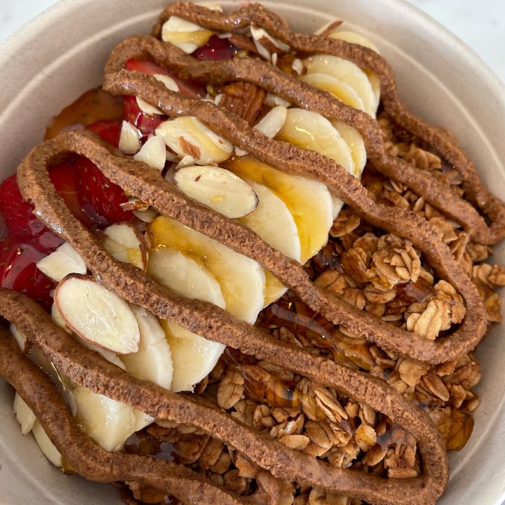 review photo of Organika Kitchen Southport Almond Crunch Bowl shared by @pamelajimenez on 25 Sep 2021 - review