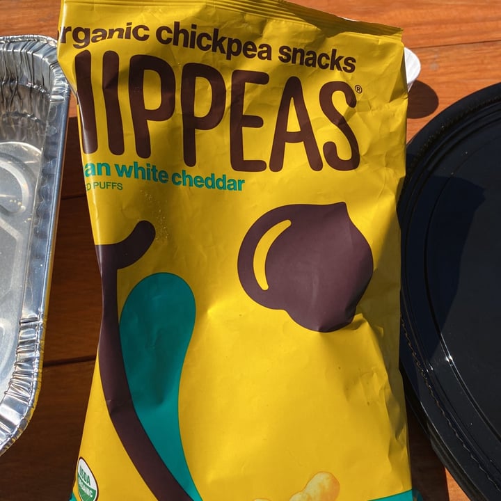 photo of Hippeas Vegan White Cheddar Organic Chickpea Puffs shared by @kaithlin on  13 Mar 2021 - review