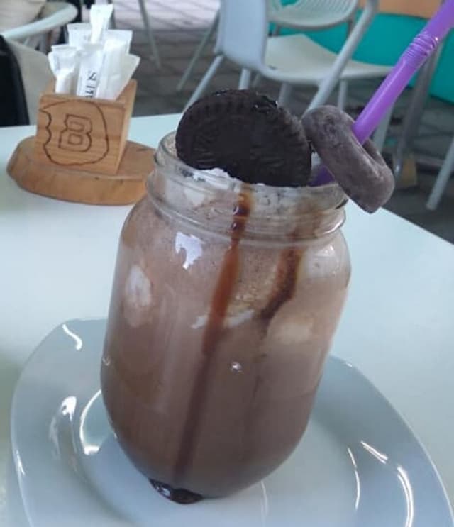 Foto do prato “Milksake de helado con chocolate”