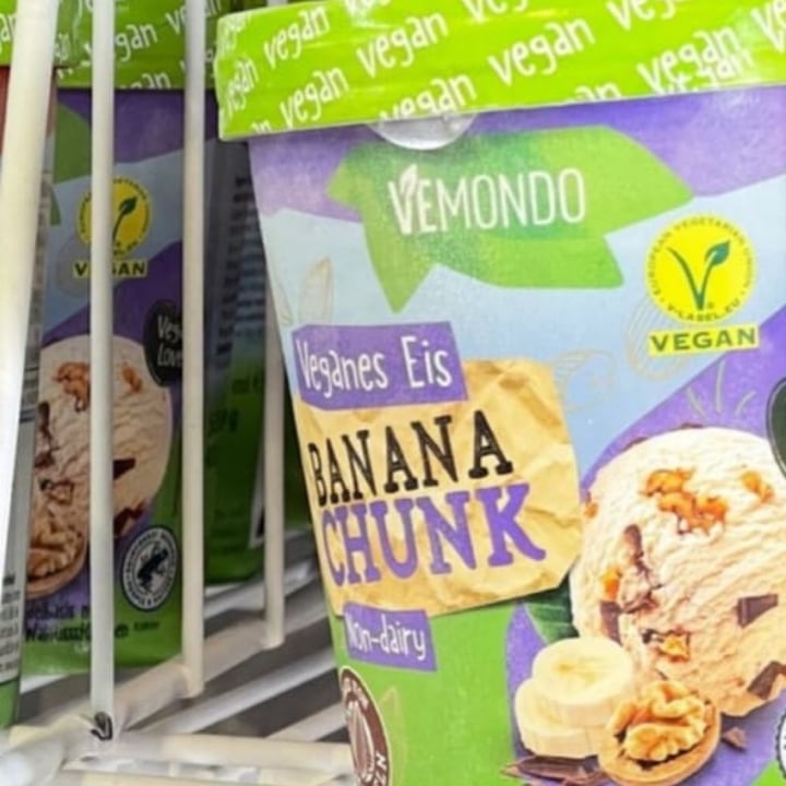 photo of Vemondo  Banana Chunk Ice Cream shared by @martacamblor on  25 Jun 2022 - review