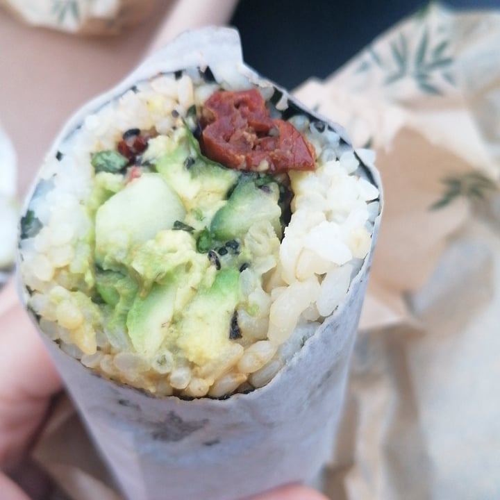 review photo of Happy Maki Sushi Burrito shared by @bealynx on 17 Oct 2021 - review